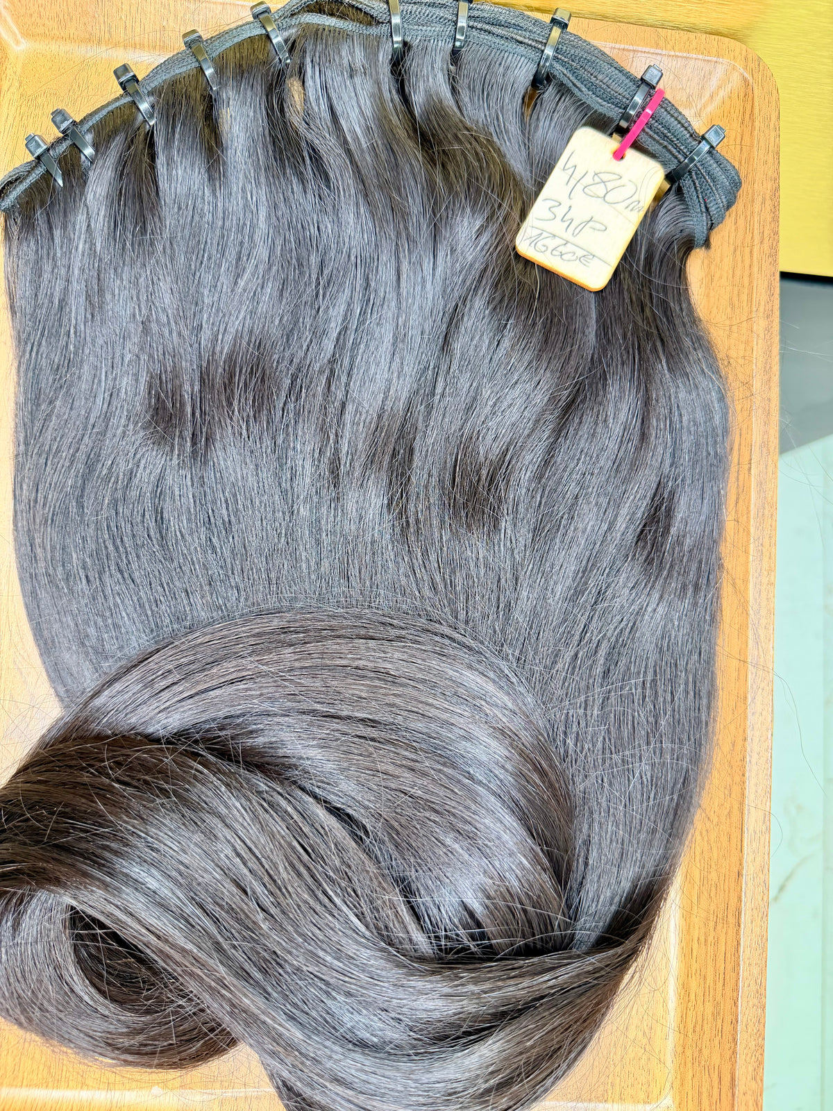 Raw Hair Single Donor Européen – Lisse 34 pouces