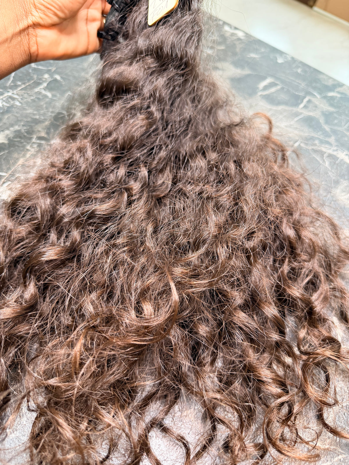 Raw Hair Single Donor Curly – 24 pouces – 3,45 m