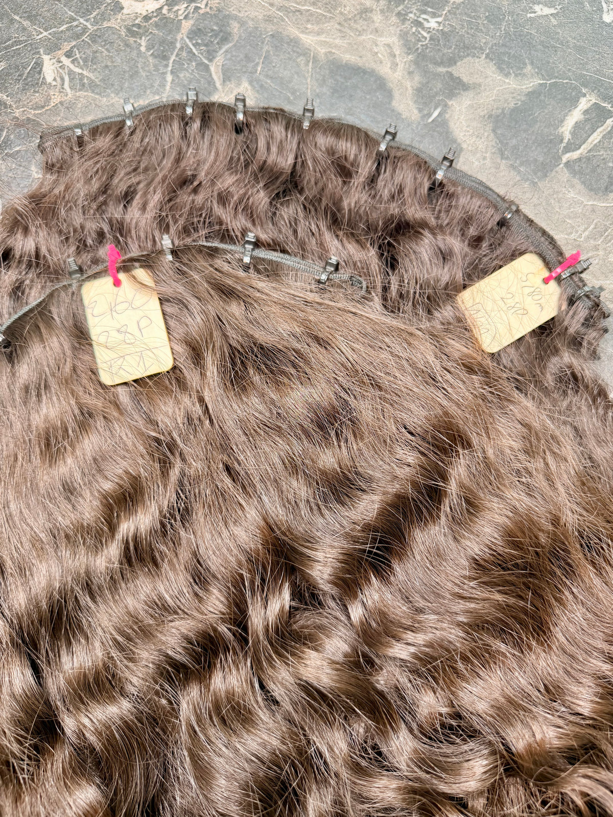 Raw Hair Single Donor Curly 28 pouces – Lot de 2 pièces | Hair by Rose