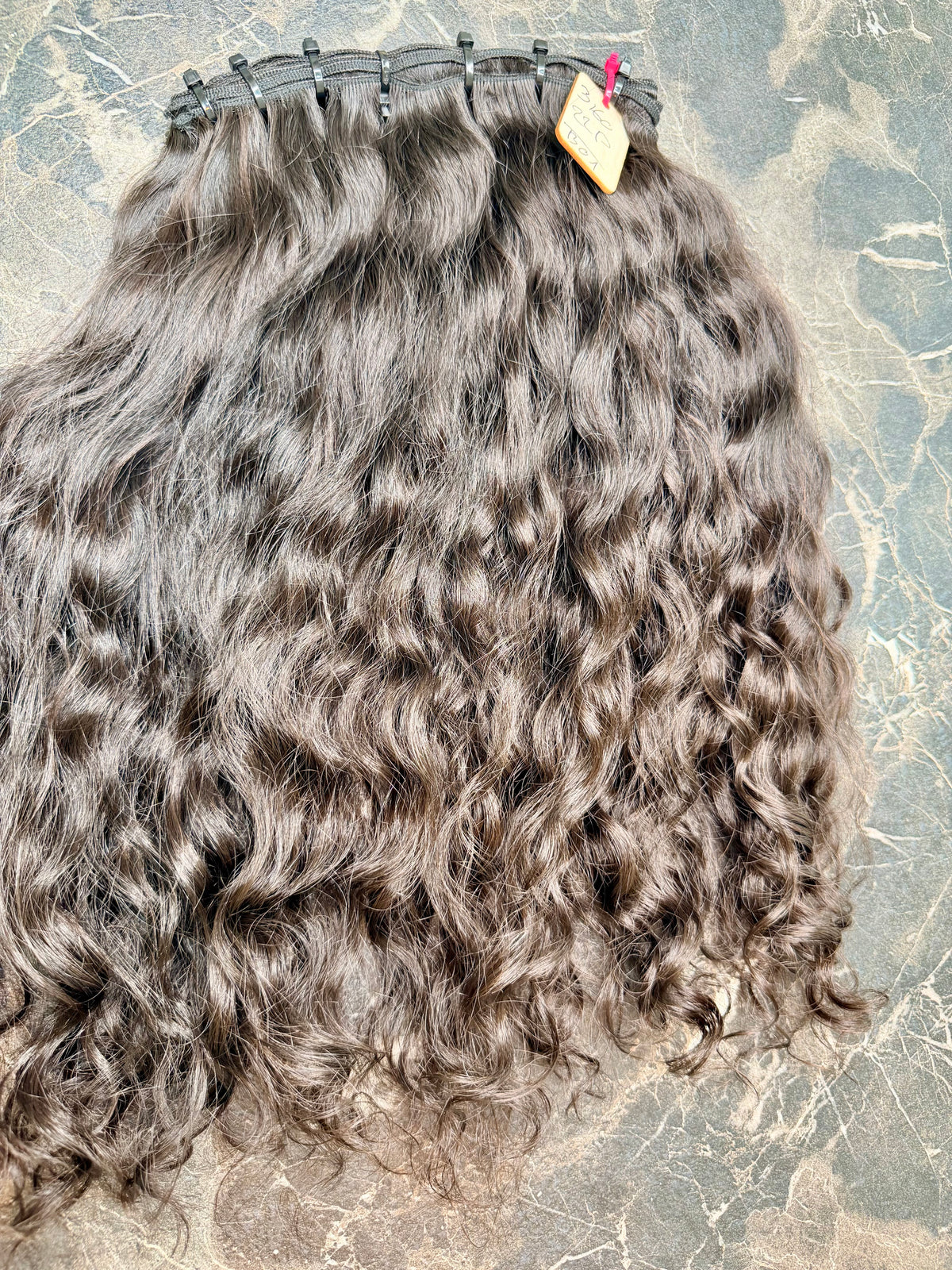 Raw Hair Single Donor Curly – 22 pouces – 3,60 mètres