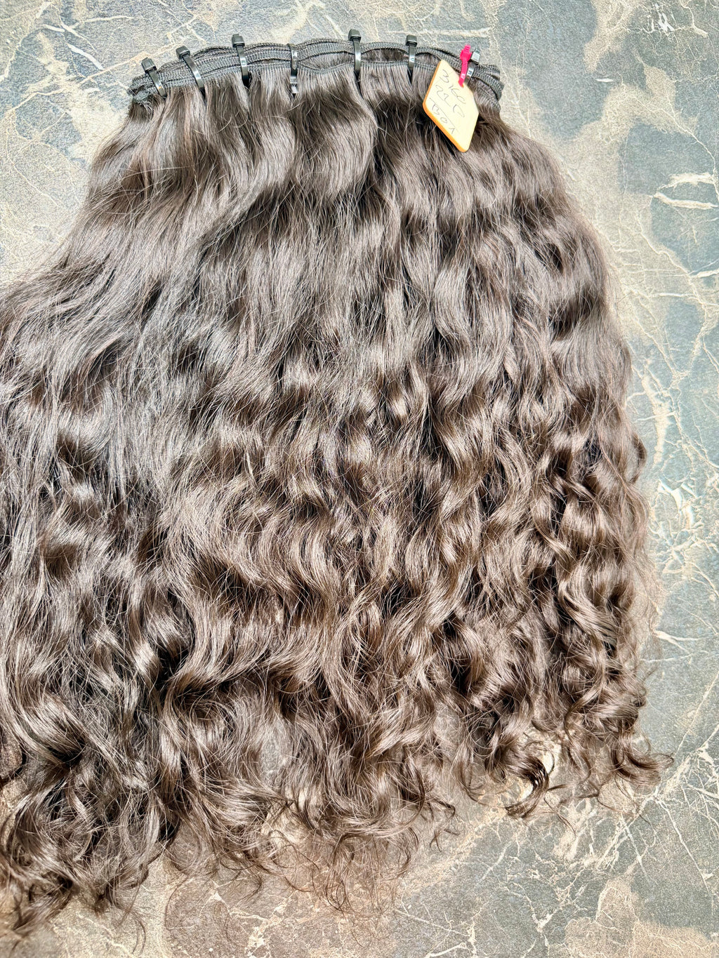 Raw Hair Single Donor Curly – 22 pouces – 3,60 mètres